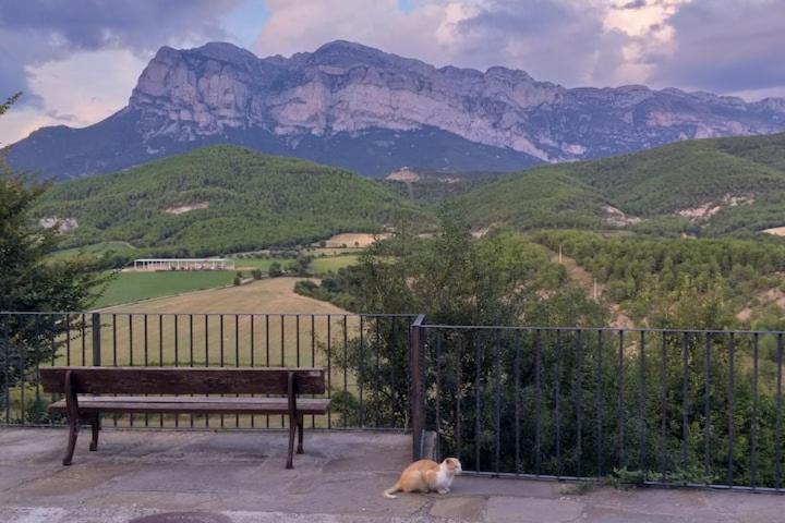 El Pueyo de AraguásPreciosas Vistas A La Montana, Luminoso Y Acogedor公寓 外观 照片
