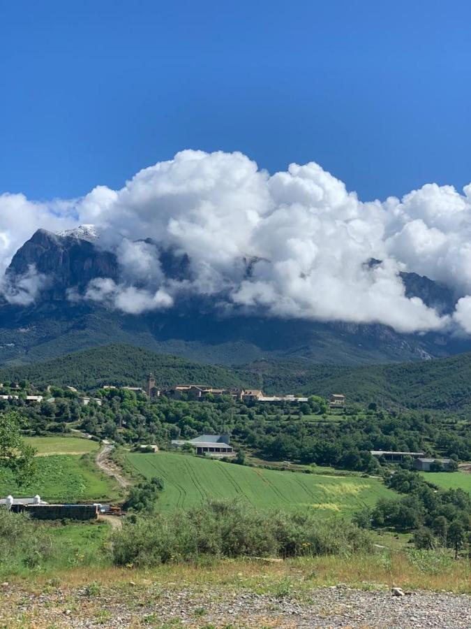 El Pueyo de AraguásPreciosas Vistas A La Montana, Luminoso Y Acogedor公寓 外观 照片